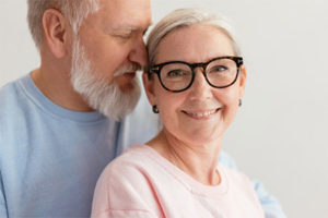 personnes âgées sourire